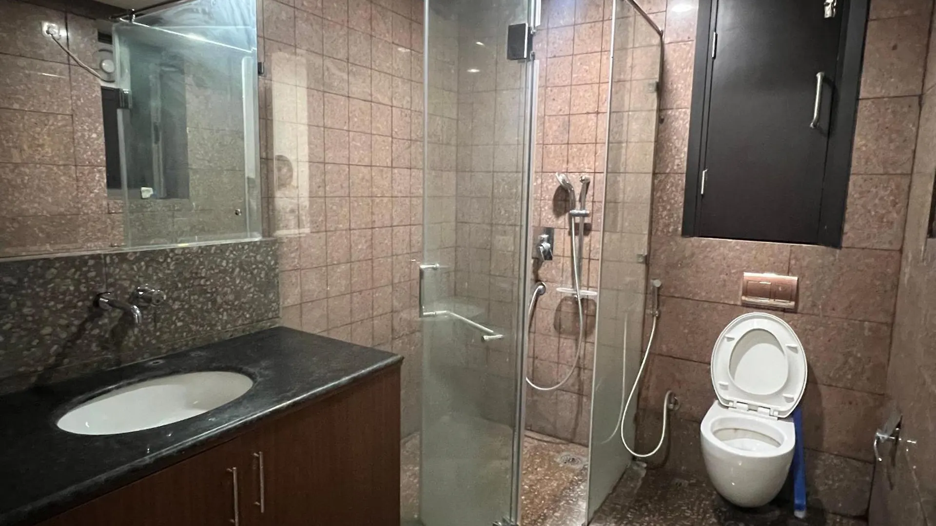 Cozy Room With Hill View At 30K Monthly Gurgaon 0*,  Indie